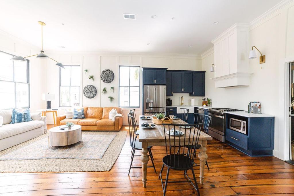 Guesthouse Charleston East 46 H Eksteriør billede