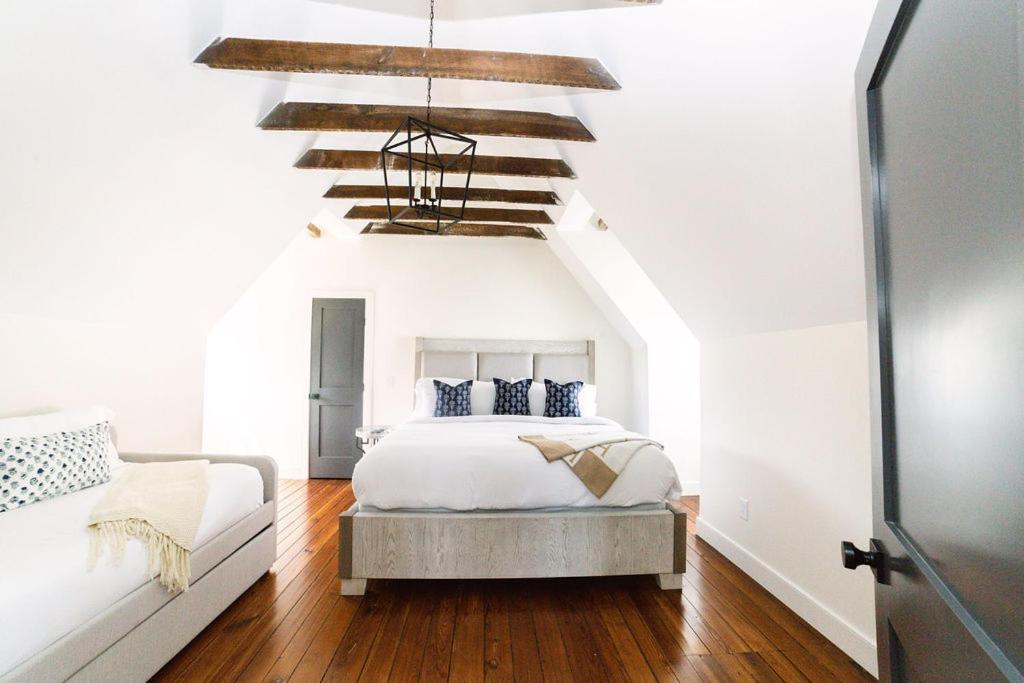Guesthouse Charleston East 46 H Eksteriør billede
