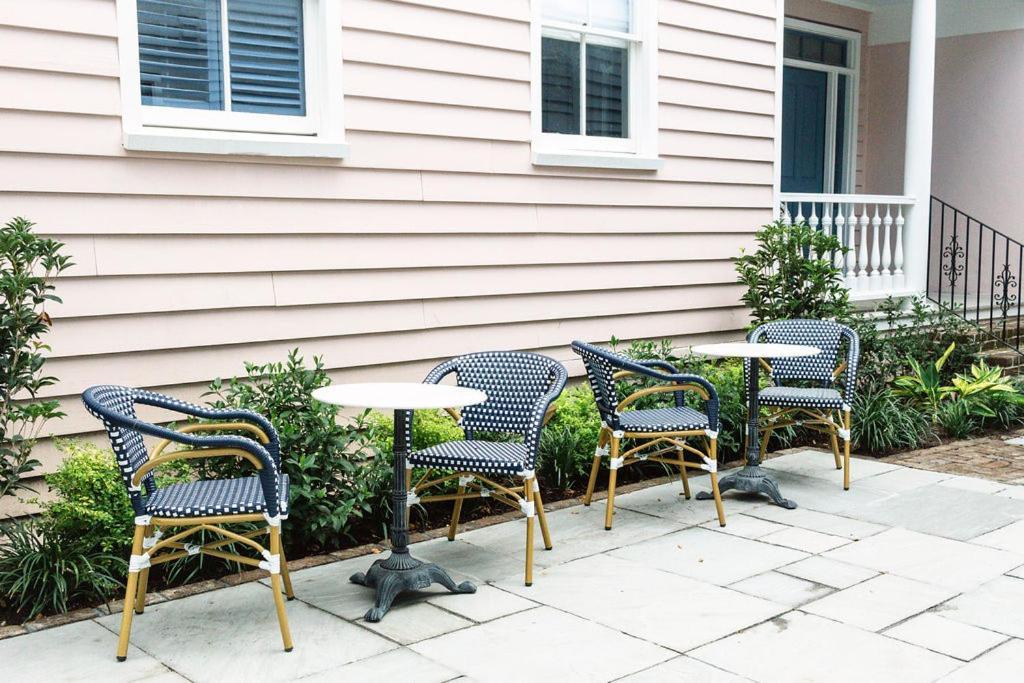 Guesthouse Charleston East 46 H Eksteriør billede